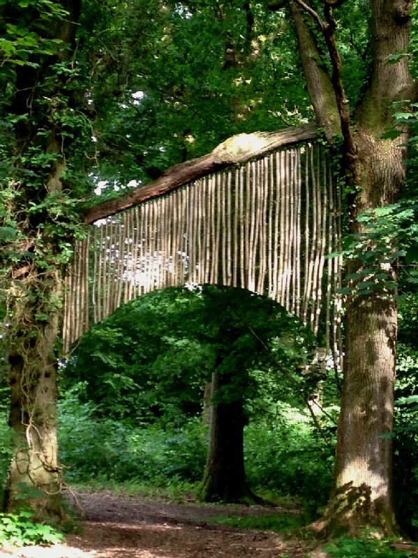 woodland sculpture Wakehurst Kew